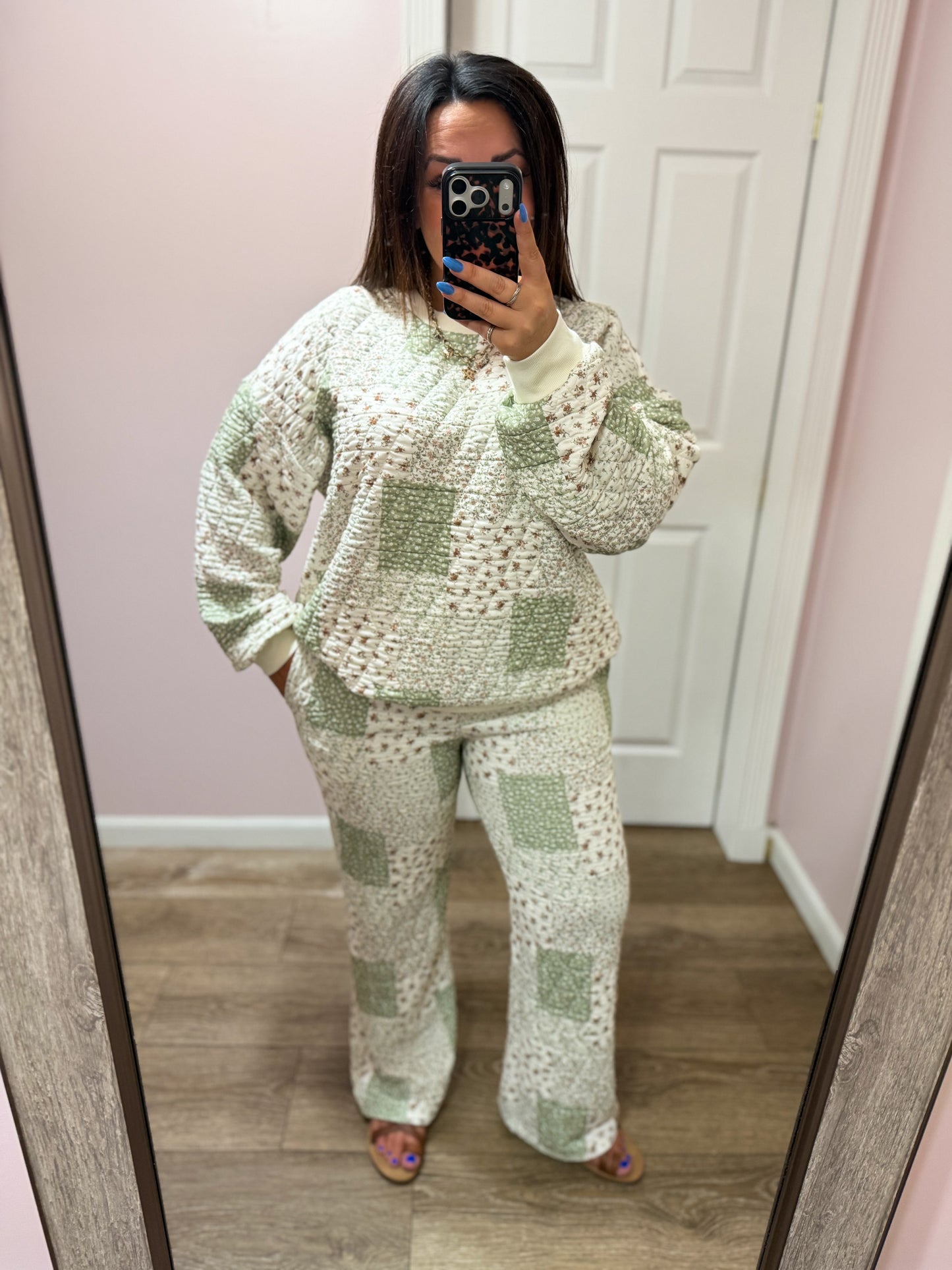 Floral Patchwork Quilted Set