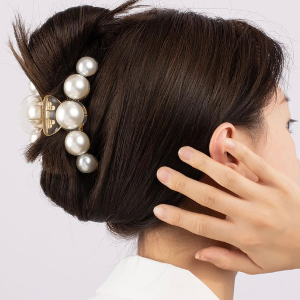 Pearl Claw Clip