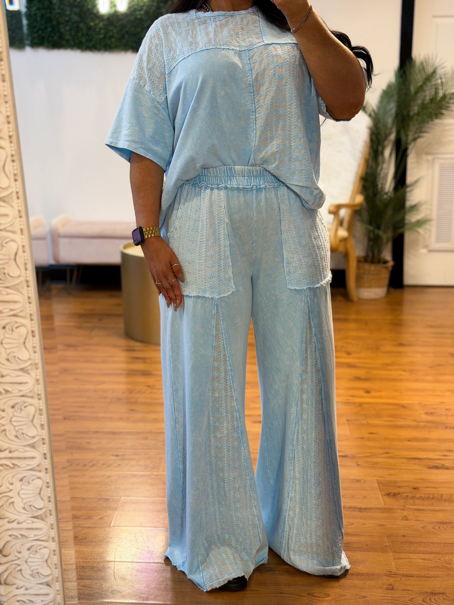 Claire Eyelet Block Top