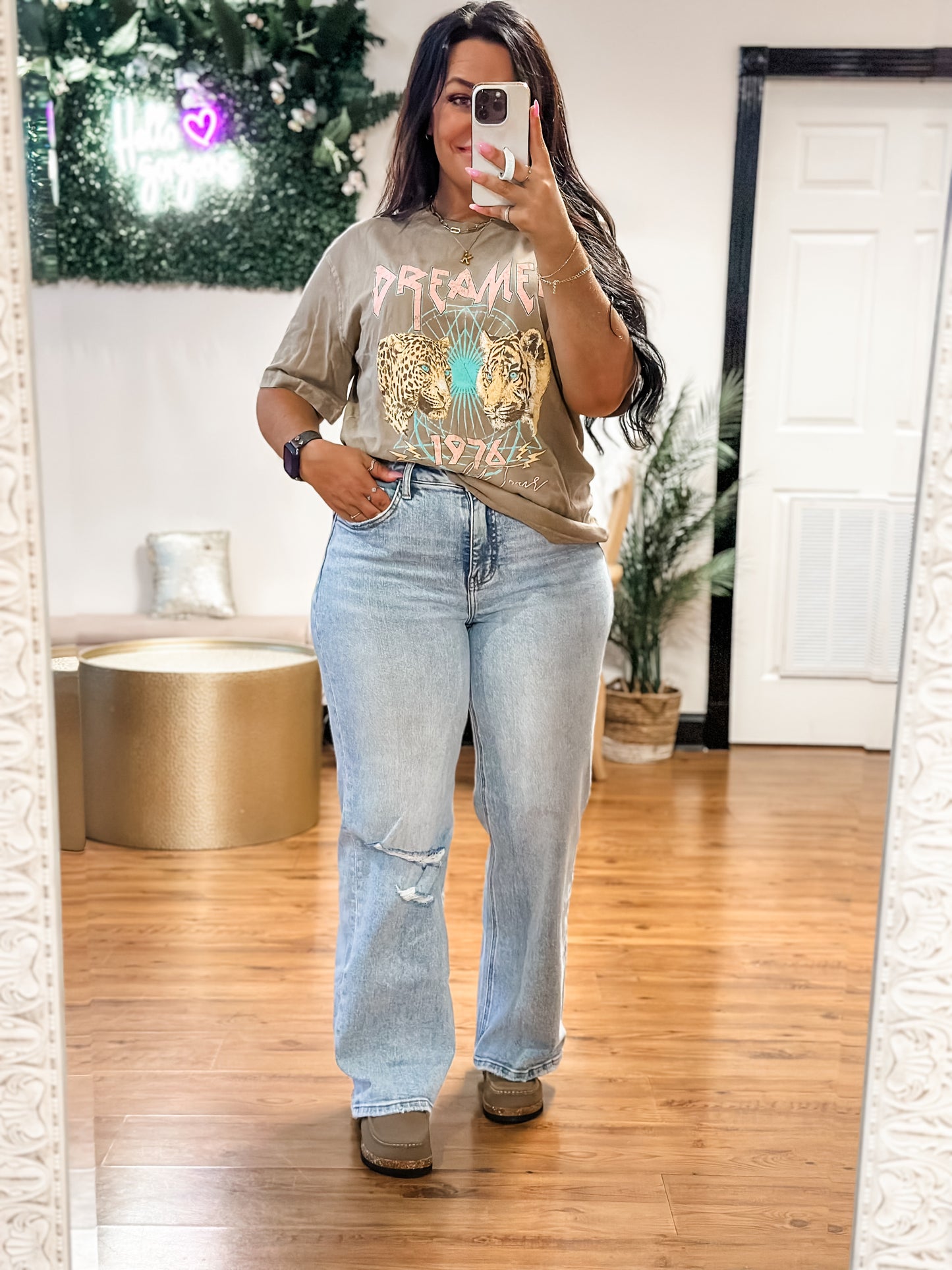 Dreamer Vintage Graphic Tee
