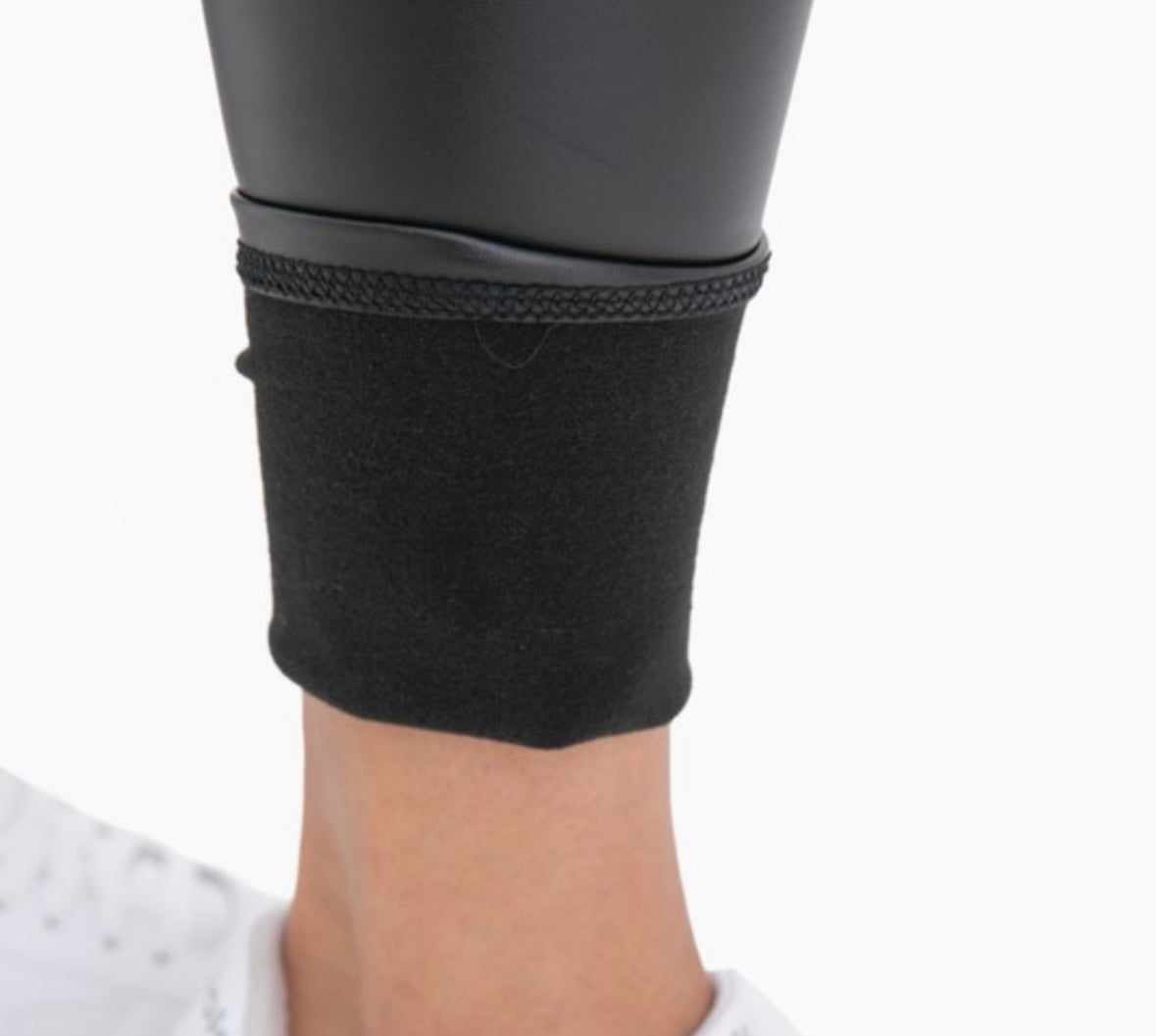 Vegan Leather Legging