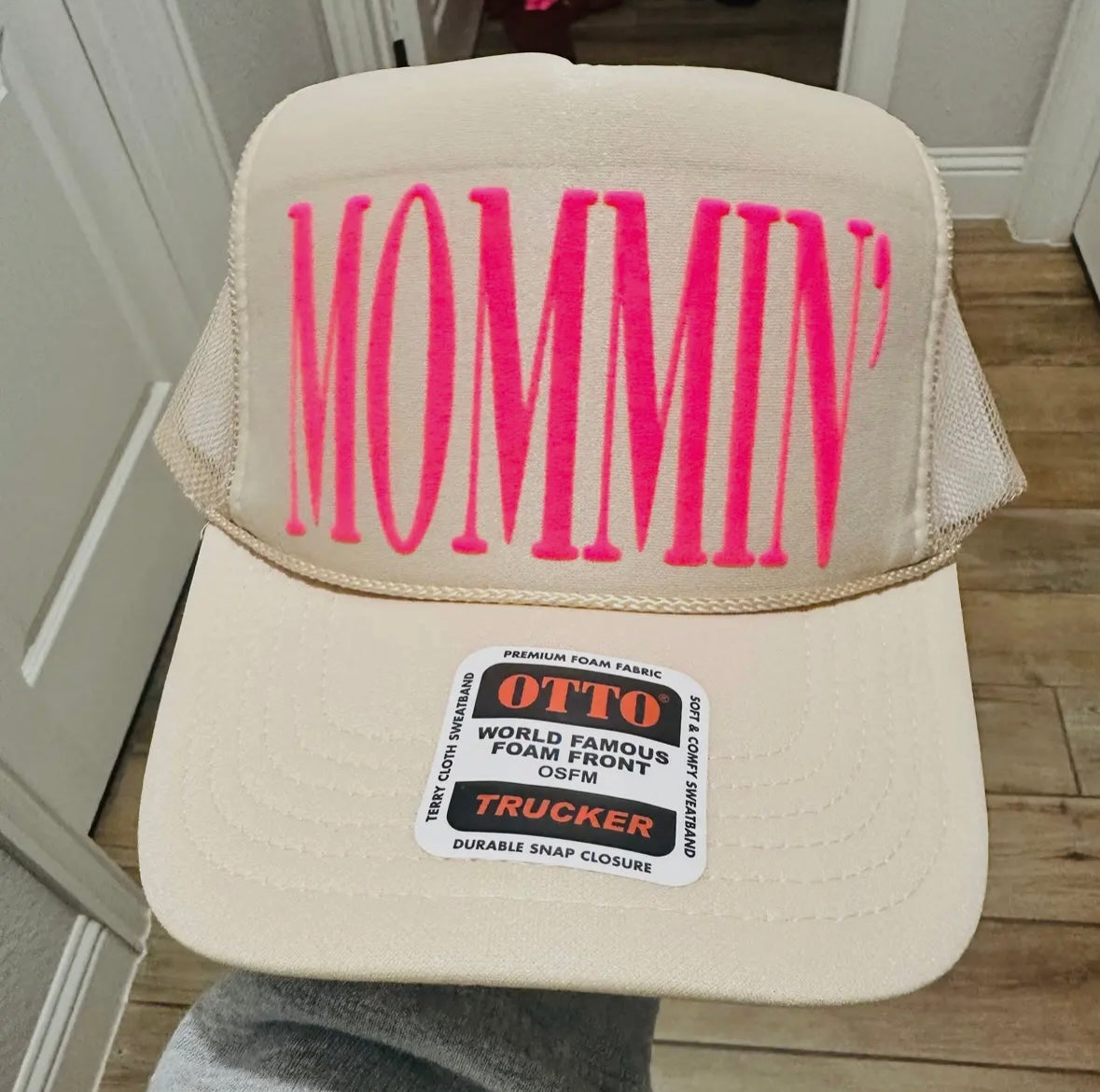 Mommin’ Trucker Hat