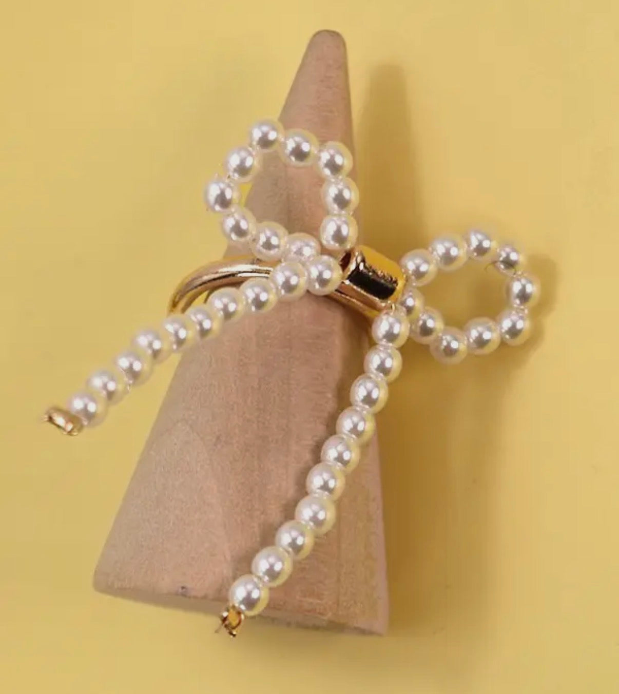 Pearl Bow Ring
