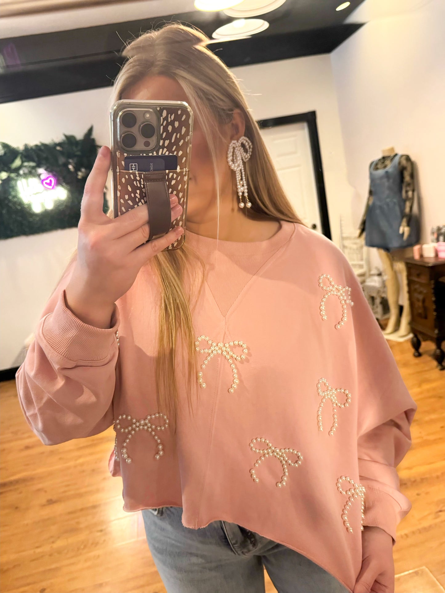 Day Off Pearl Bow Sweatshirt