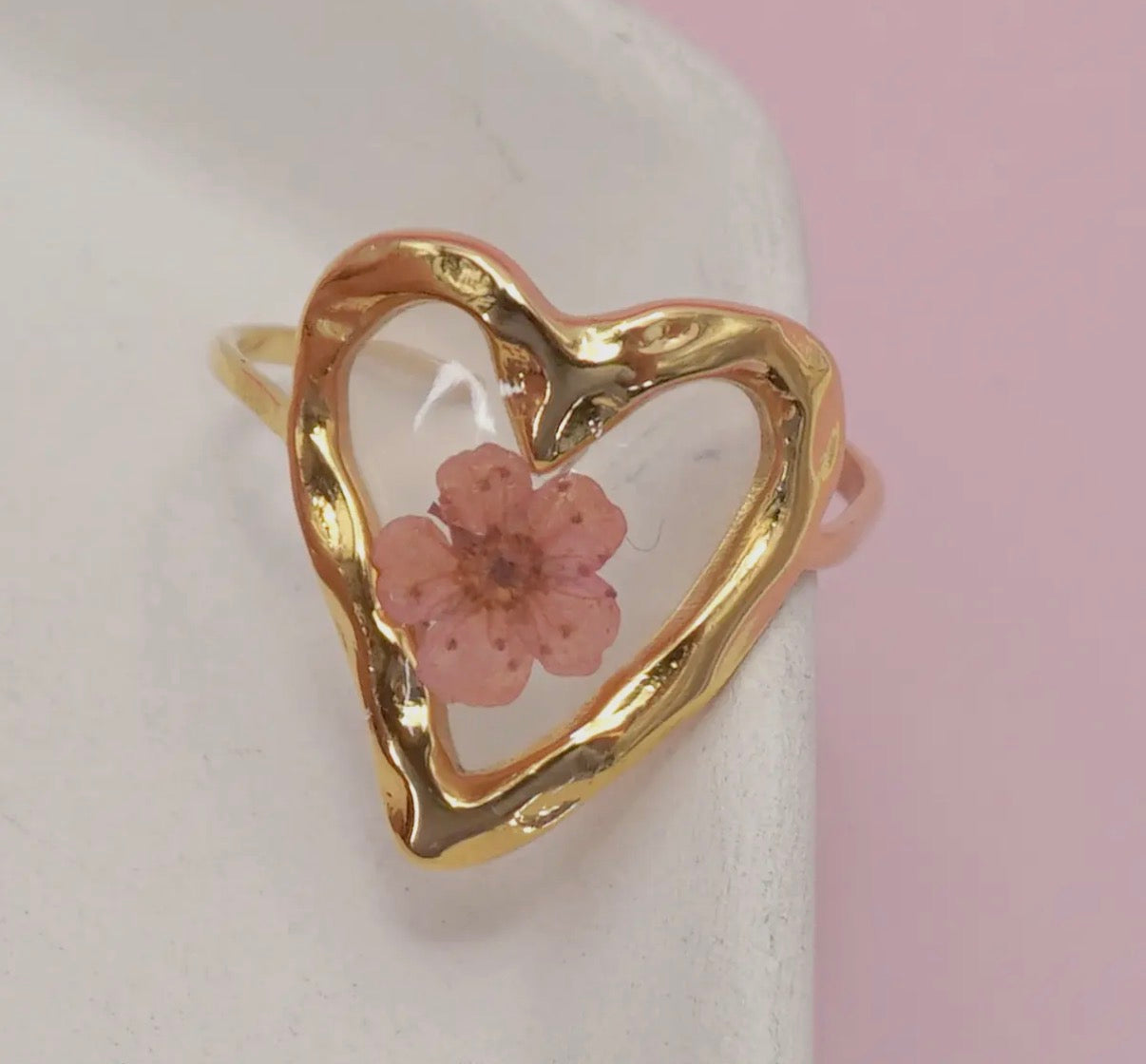 18k Pressed Flower Ring
