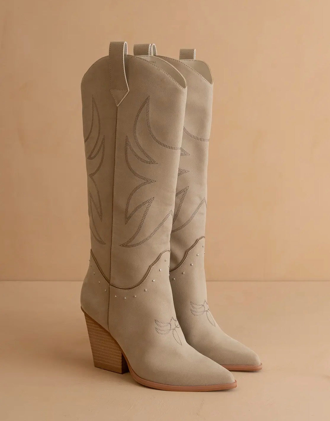Ashton Cowboy Boot
