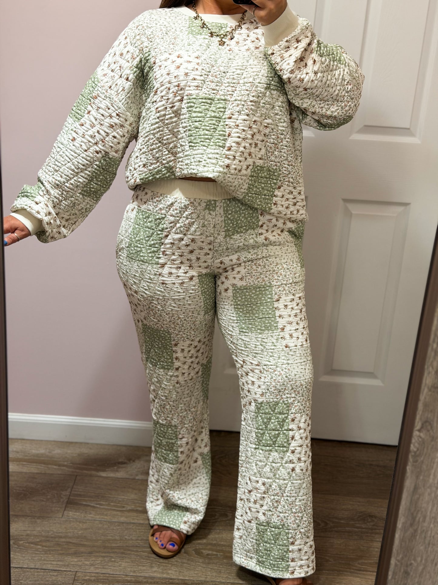 Floral Patchwork Quilted Set