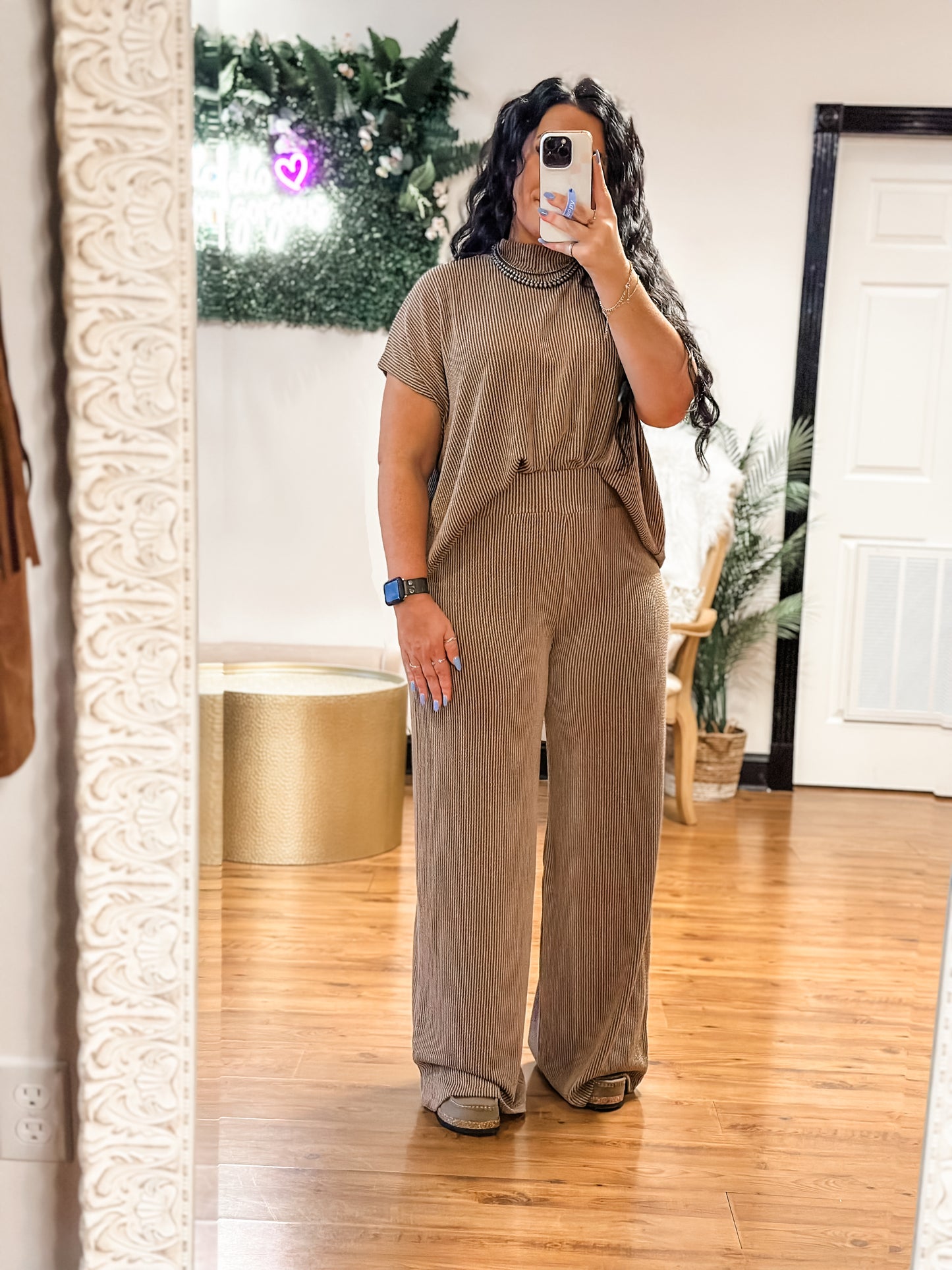 Styled Comfort Set, Brown