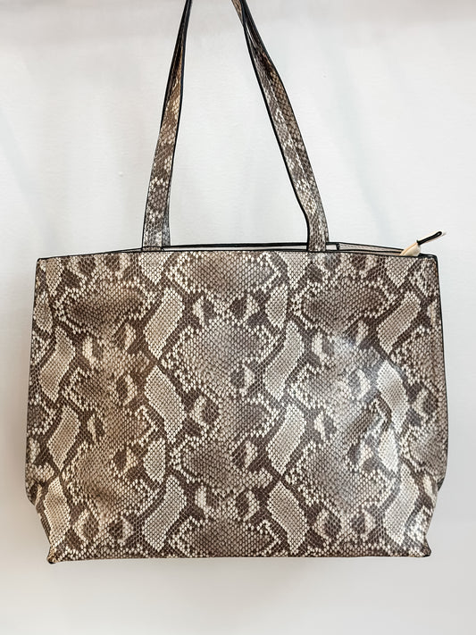 Jaden Shoulder Bag