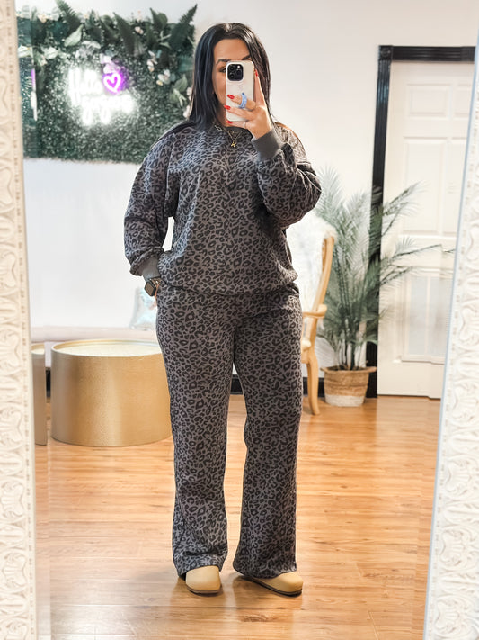 Out of The Wild Lounge Set, Charcoal