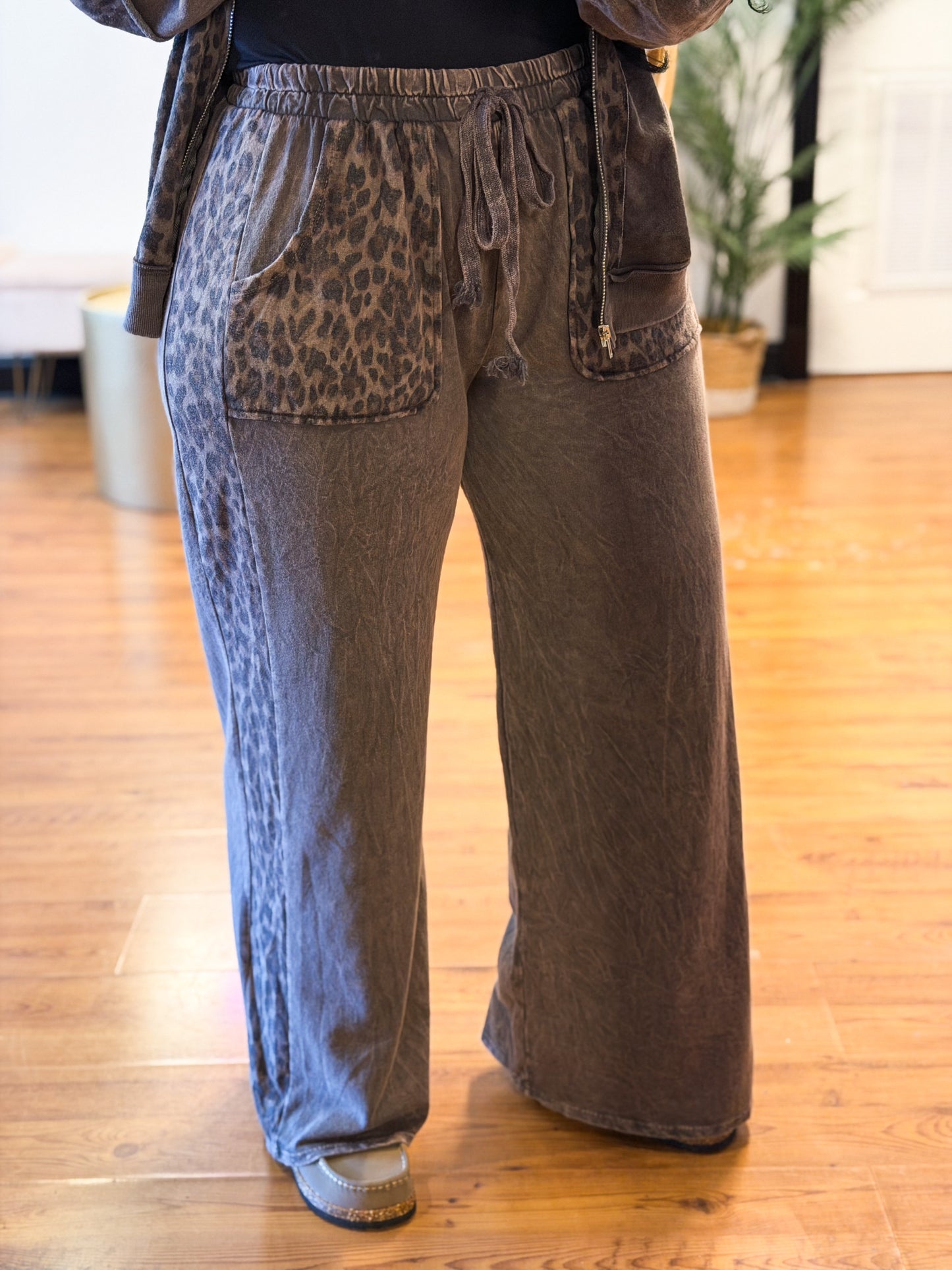 Jenna Color Block Leopard Pant