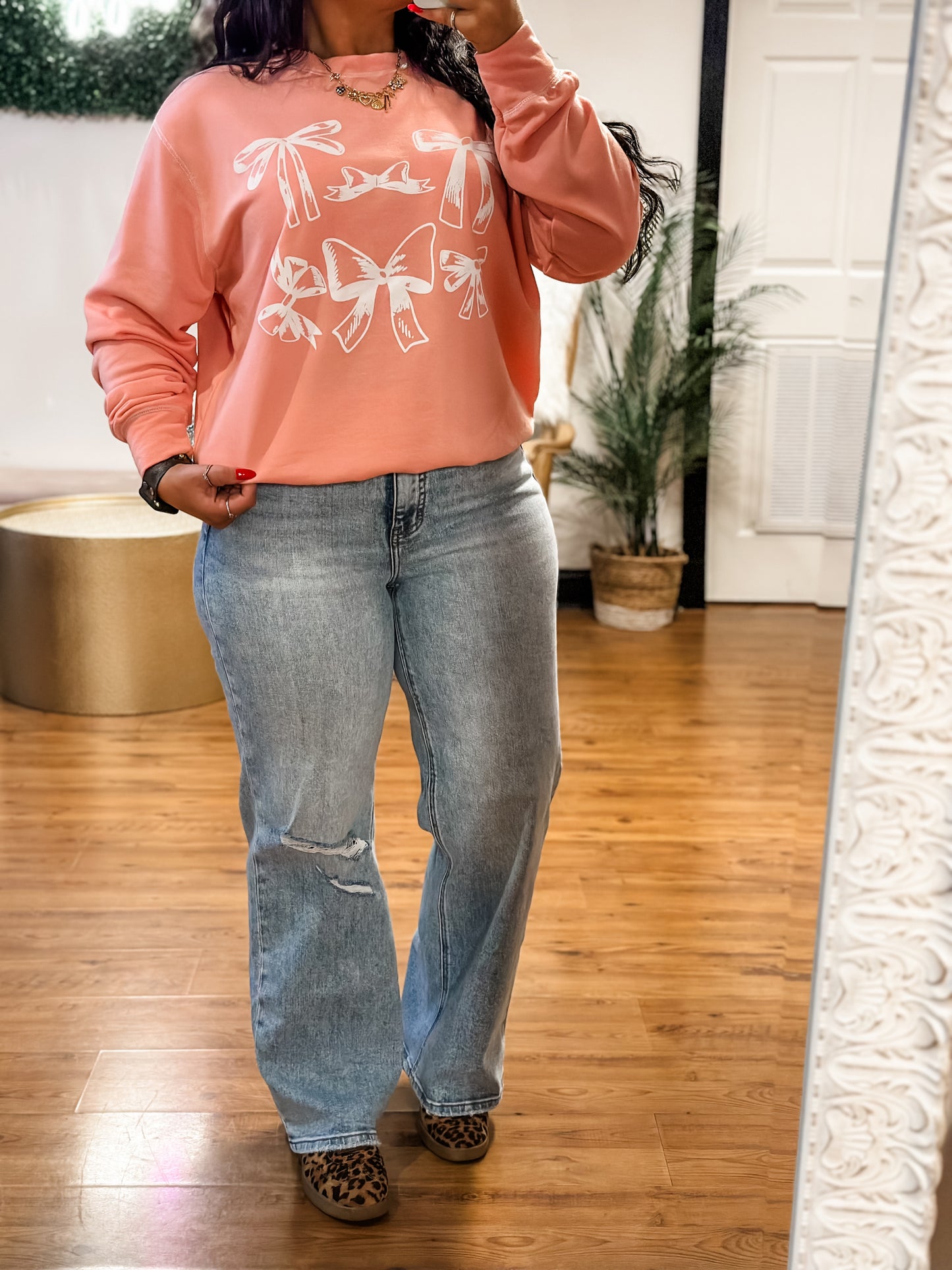 Ribbon Graphic Pullover