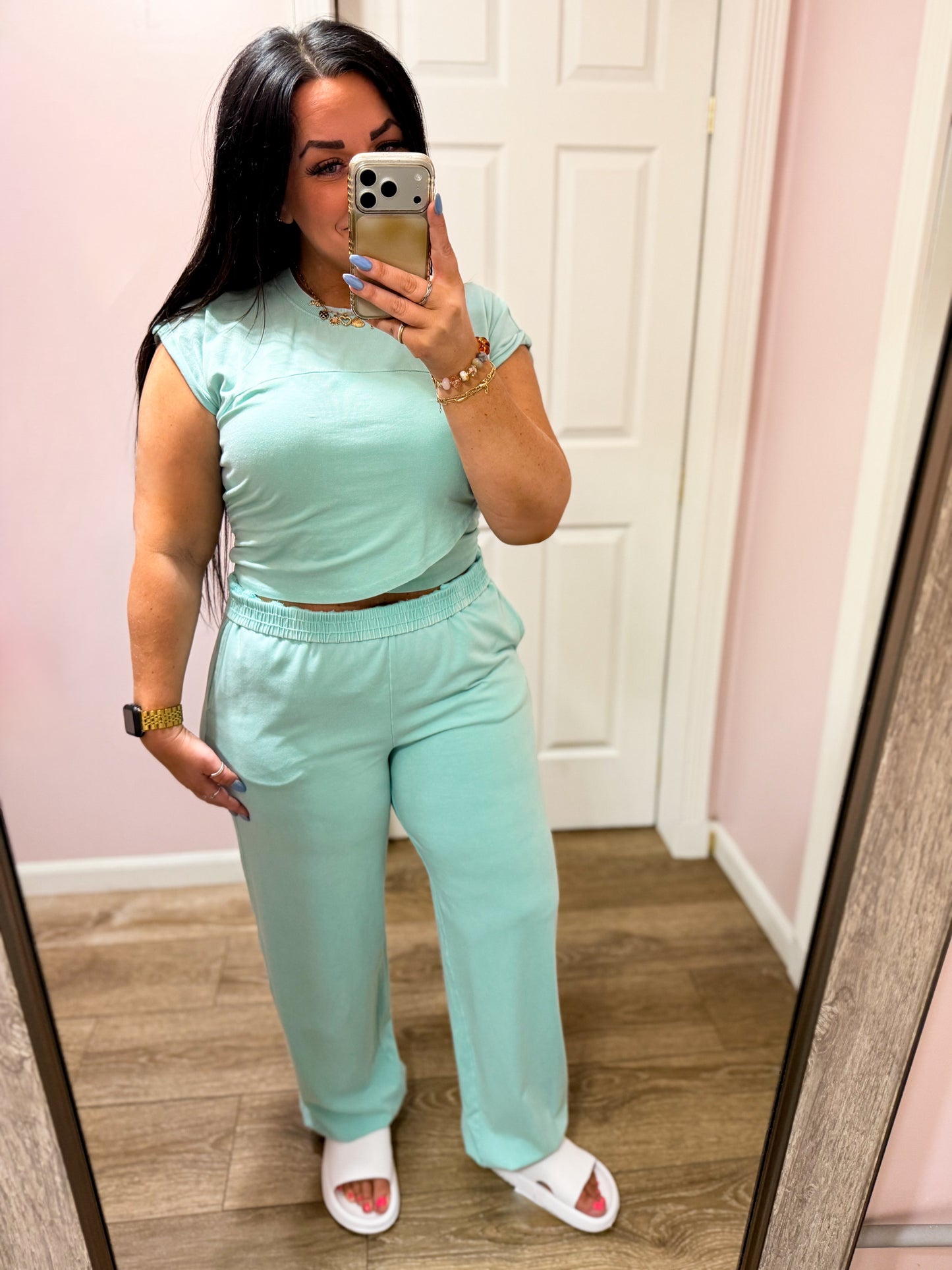Made For Living Set, Mint