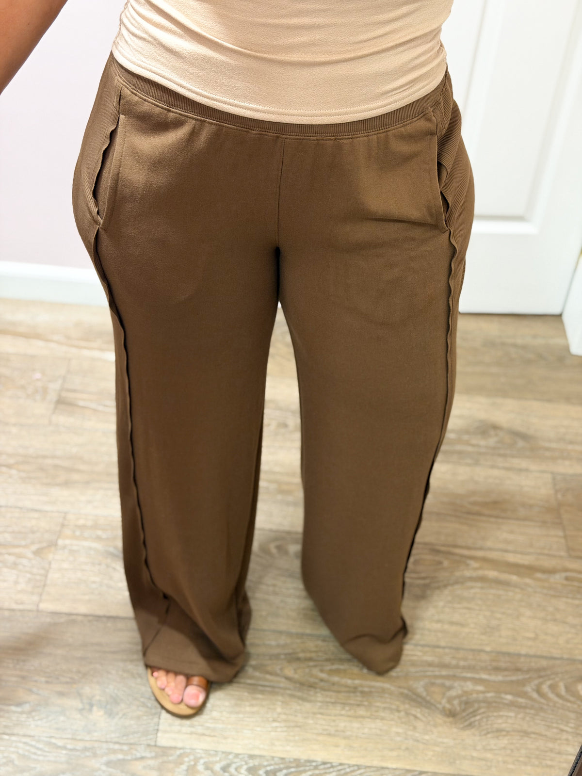 Soft Landing Side Panel Lounge Pants