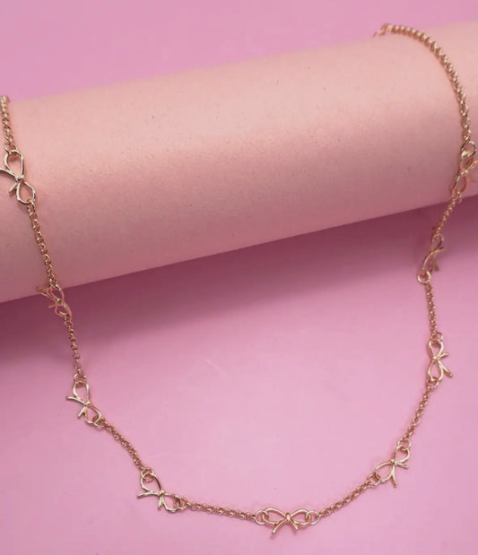 18k Cutout Bow Necklace
