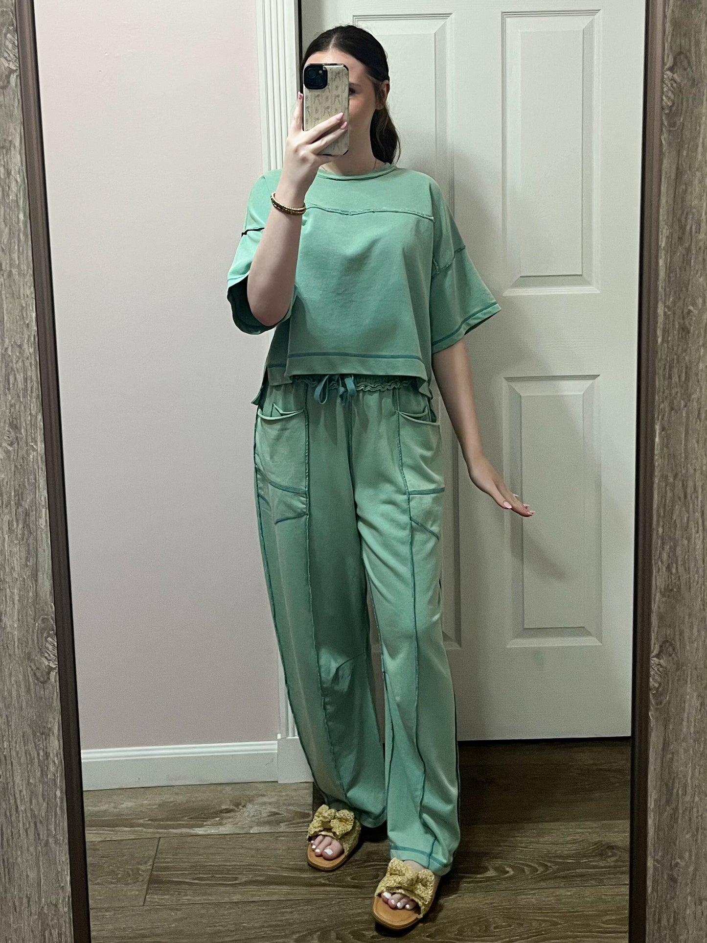 No Hard Days Two Piece Set