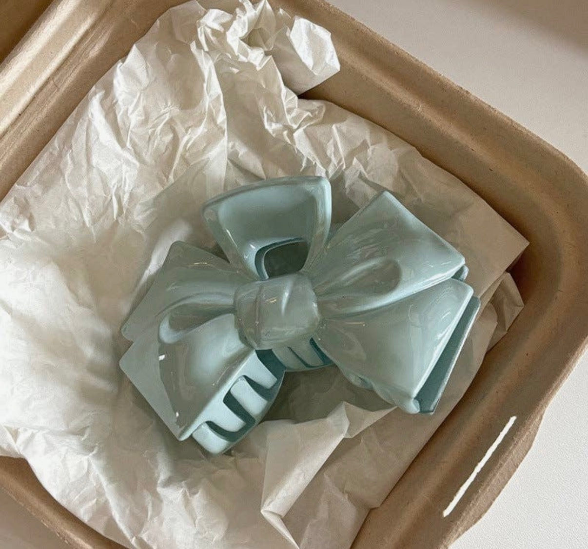 Bow Shaped Hair Claw Clip