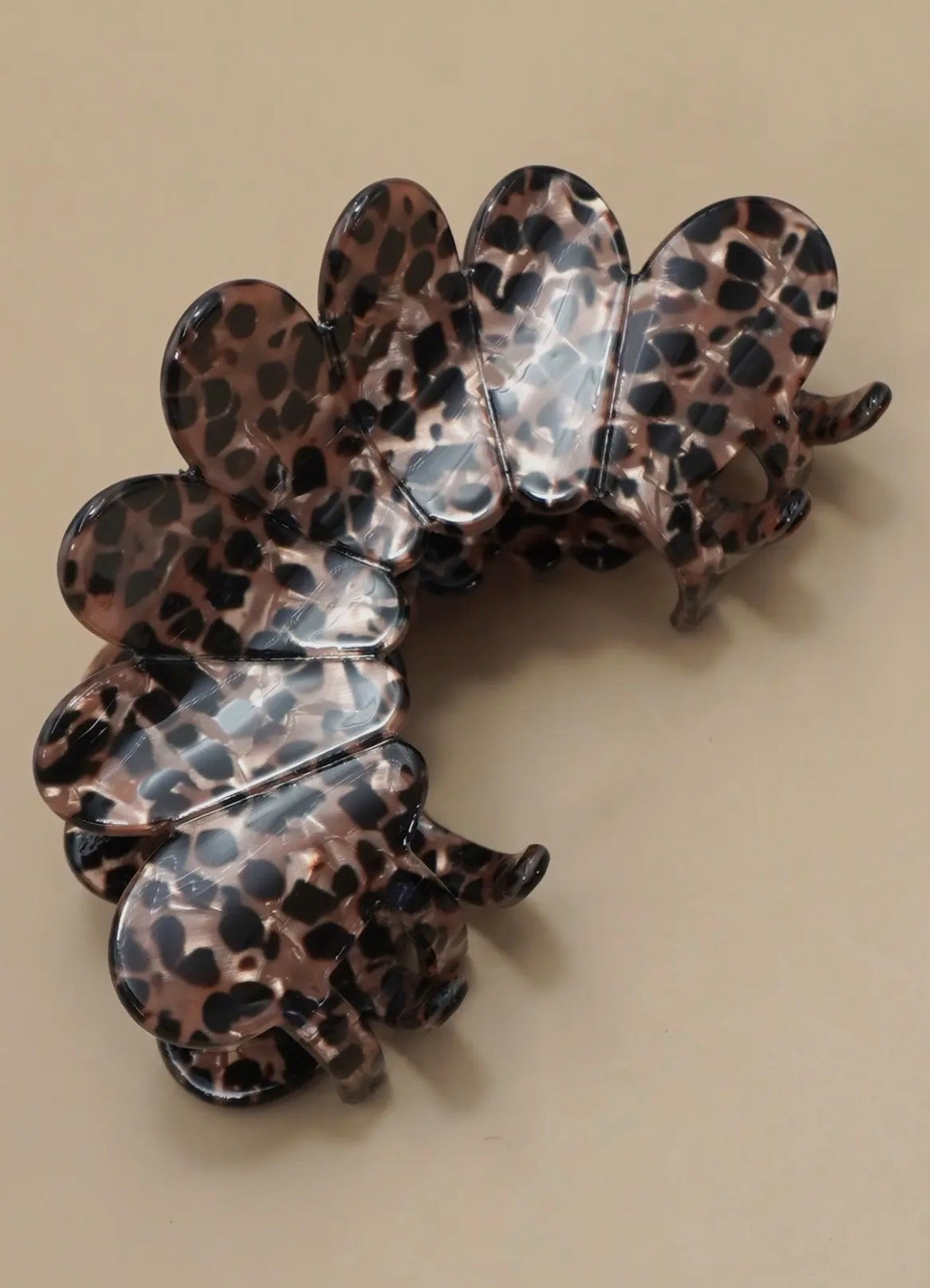 Jumbo Animal Print Hair Clip
