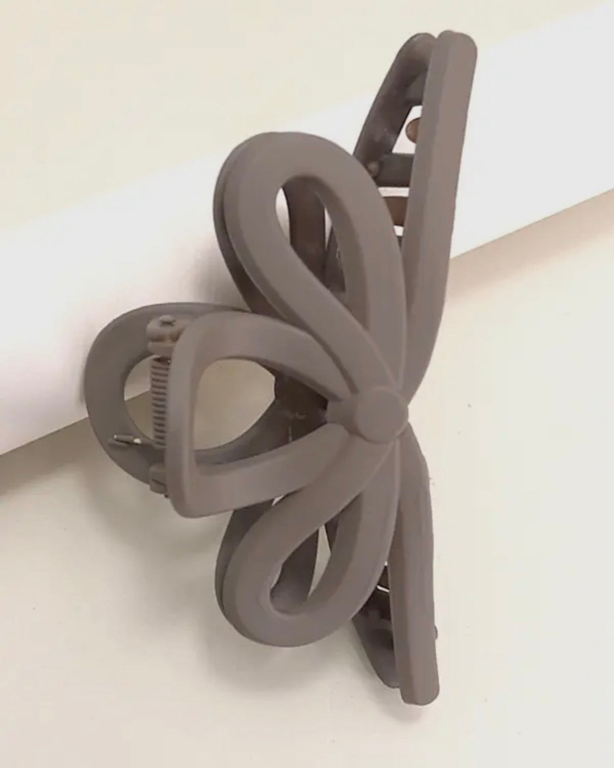 XL Bow Hair Claw Clip