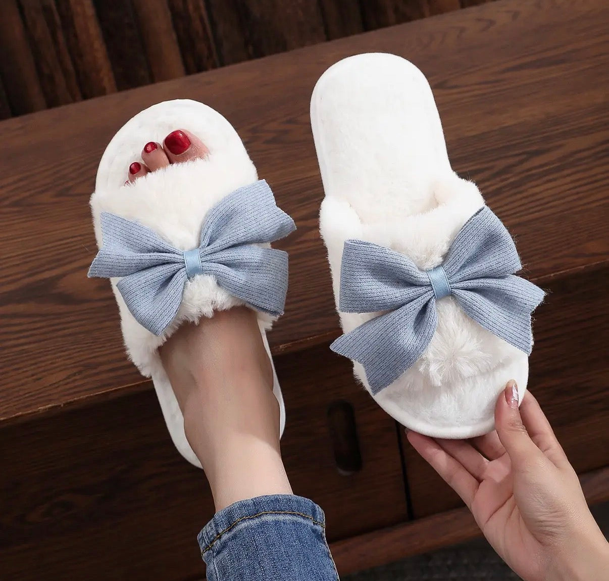 Fuzzy Bow Slippers
